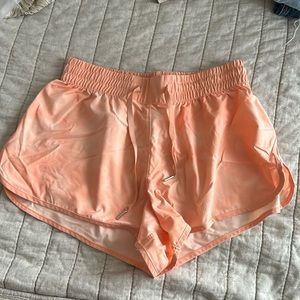 Stori Shorts